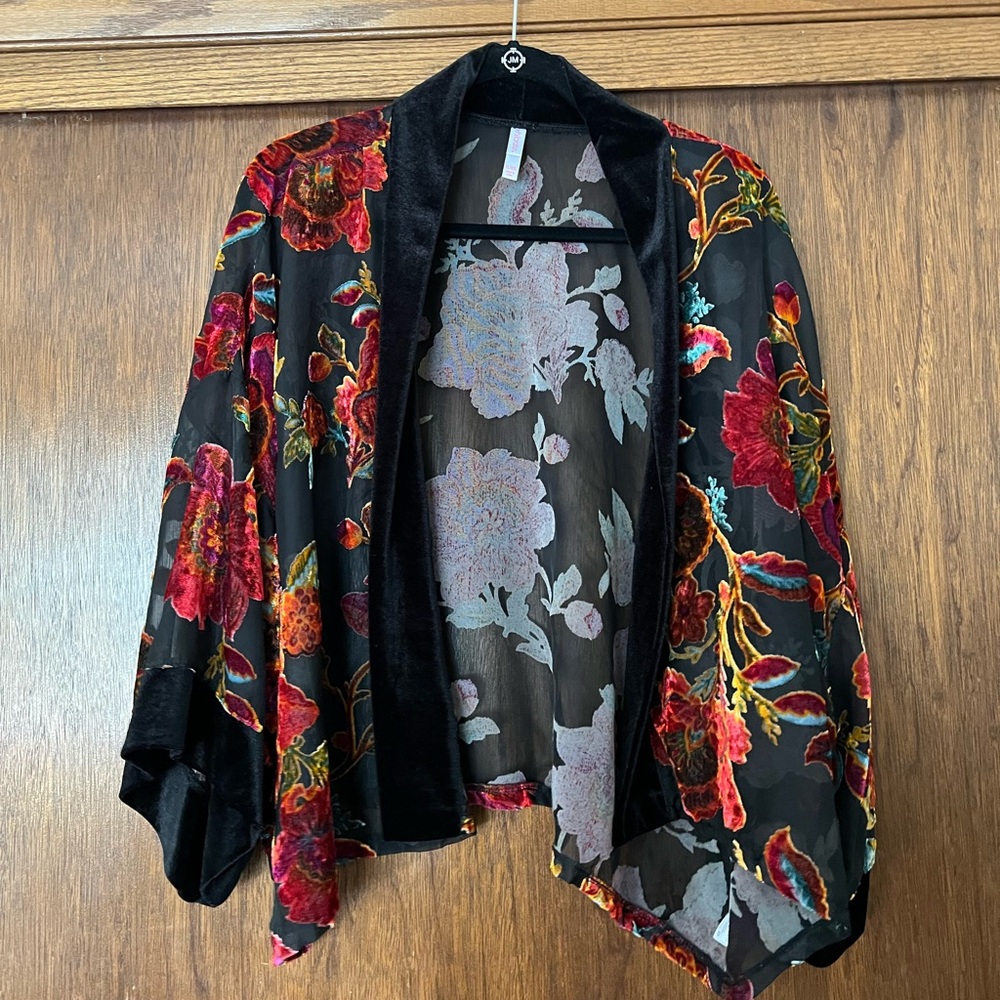 Floral Kimono Jacket with Black Trim